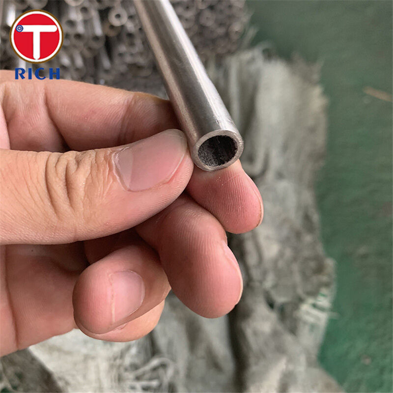 Полированная поверхность ASTM A213 Стандартная швейная стальная труба с 3,2-127 мм OD для котла и теплообменника